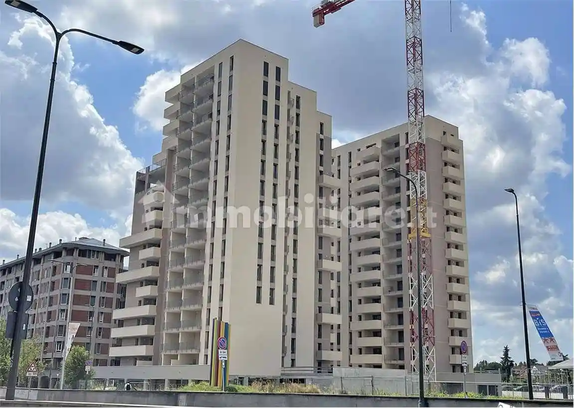 Palazzo - Edificio in vendita a Milano