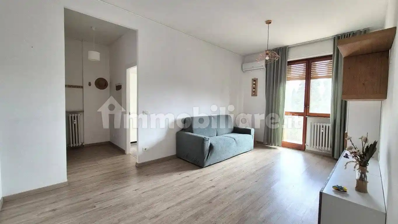 Appartamento in affitto a Valenza