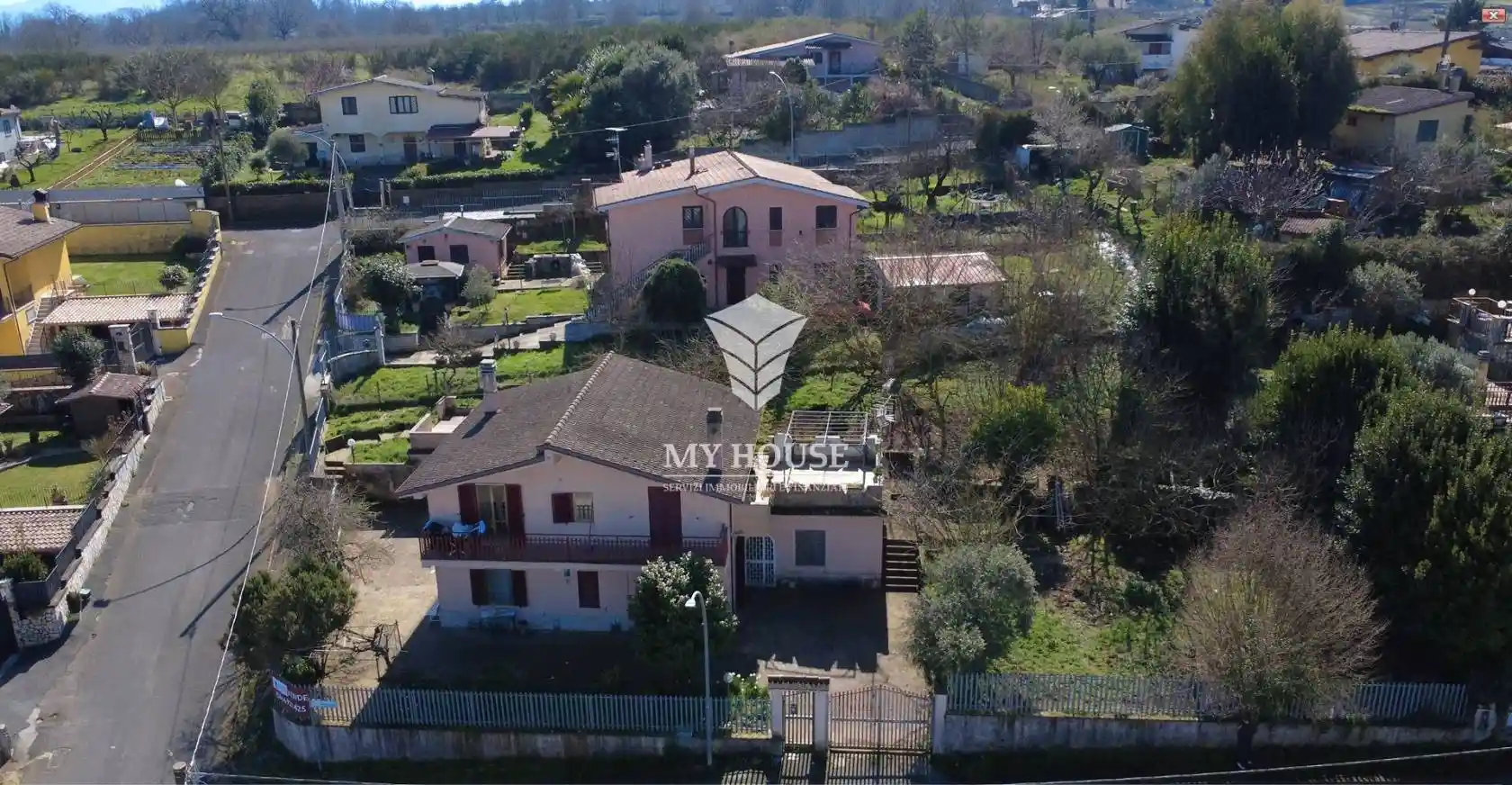 Villa in vendita a Labico