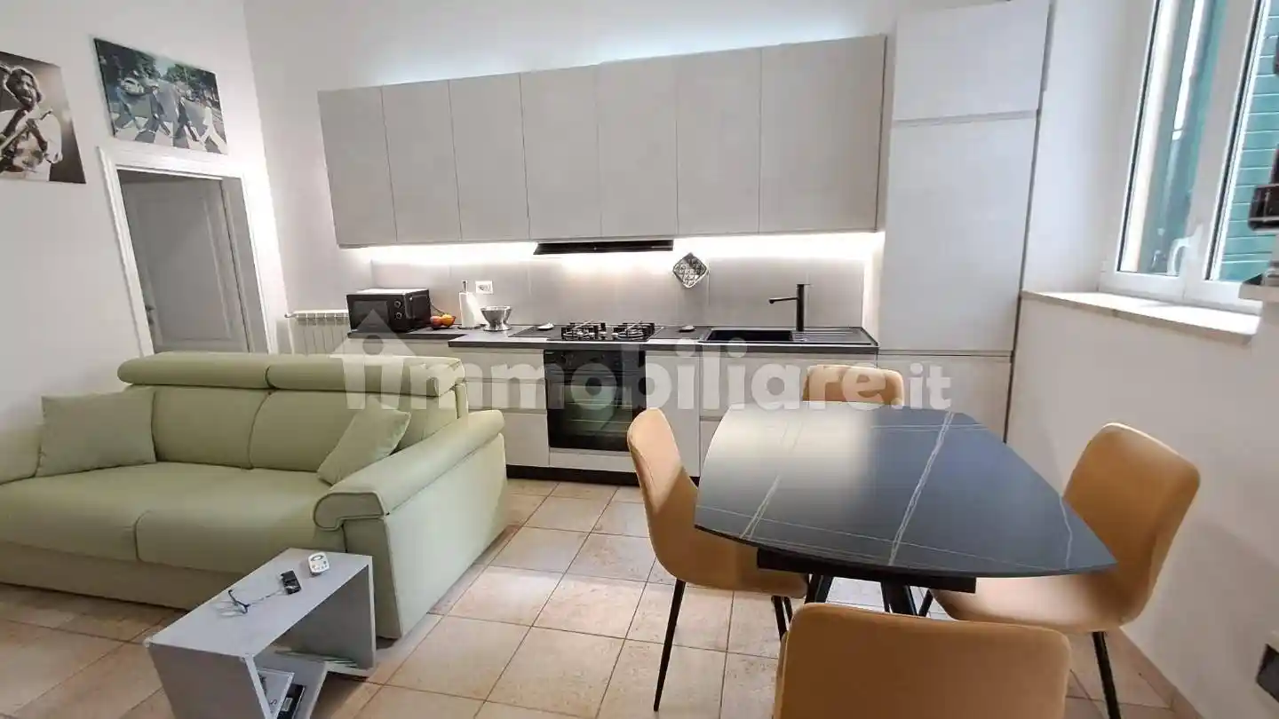 Appartamento in vendita a Cecina