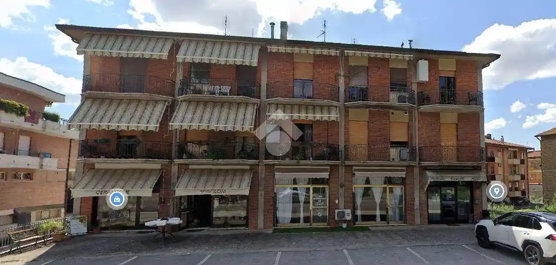 Rustico - Casale in vendita a Deruta