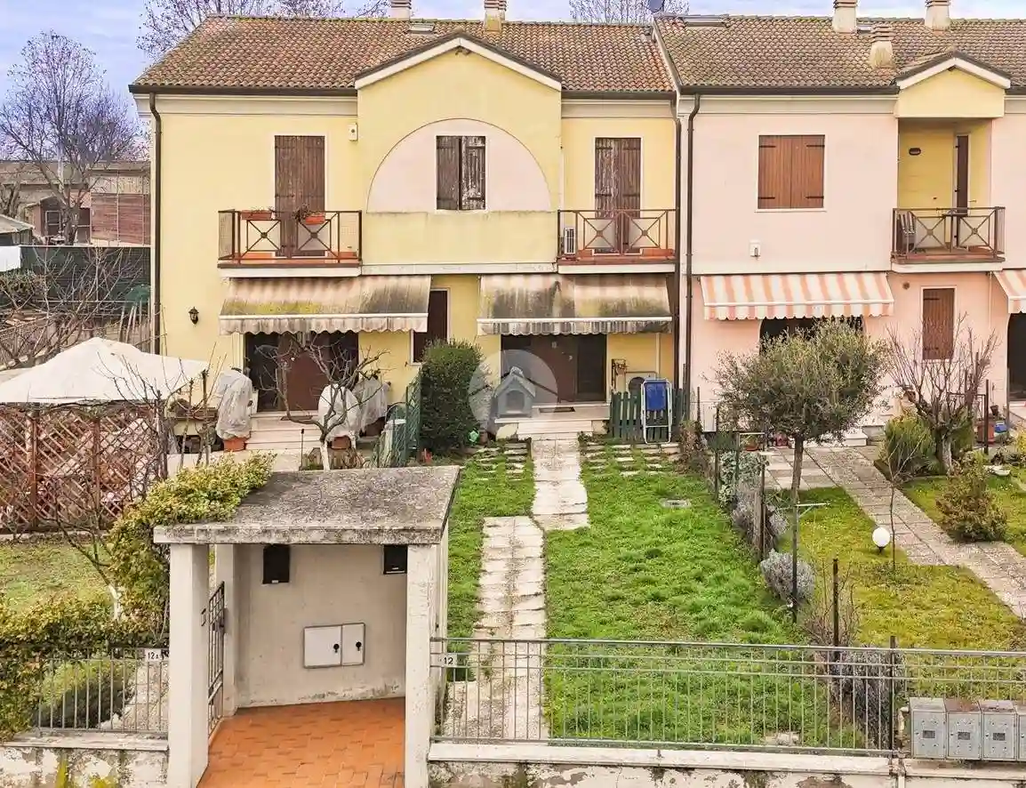 Villetta a schiera - foto 2