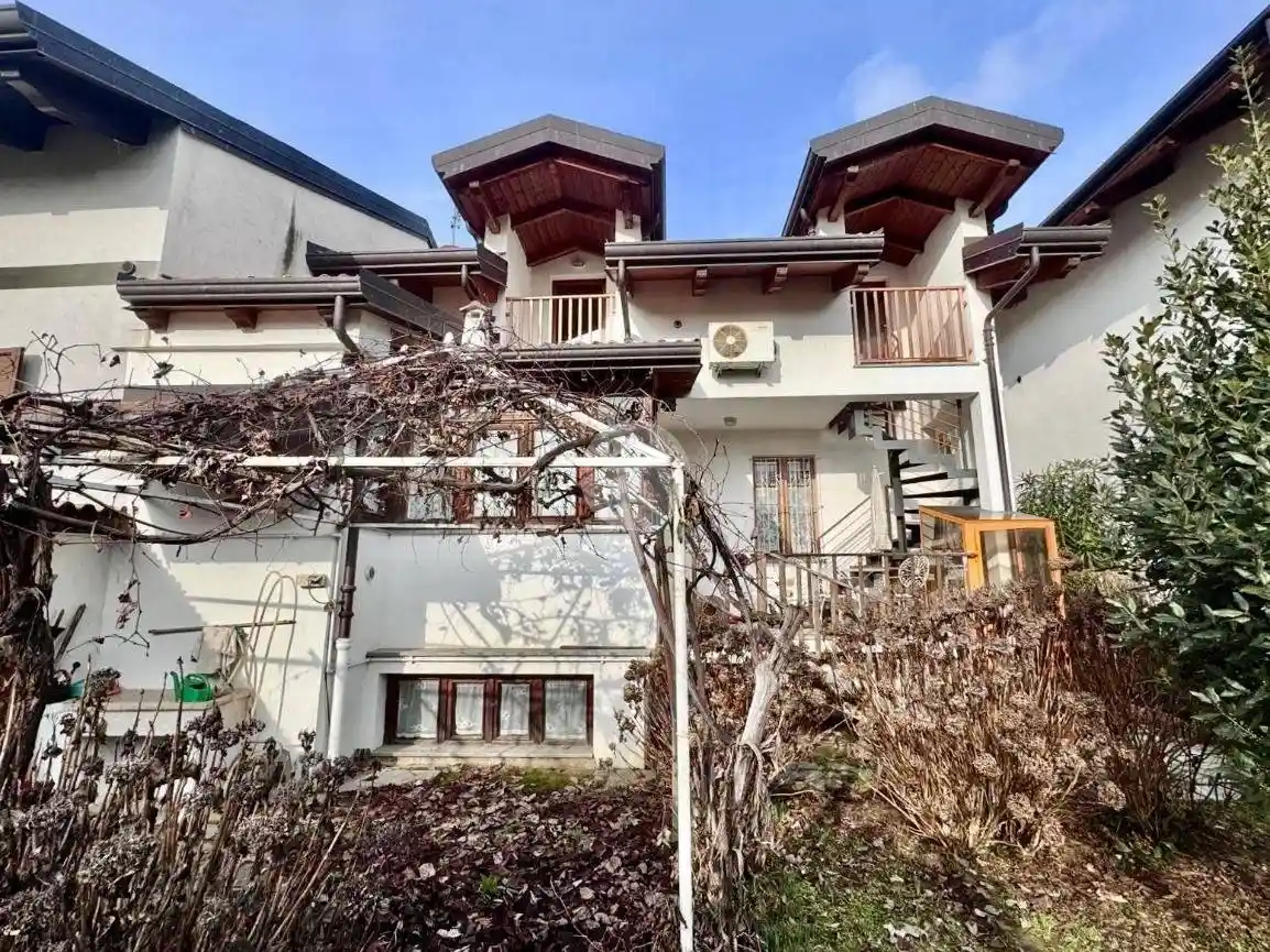 Casa indipendente in vendita a Orbassano