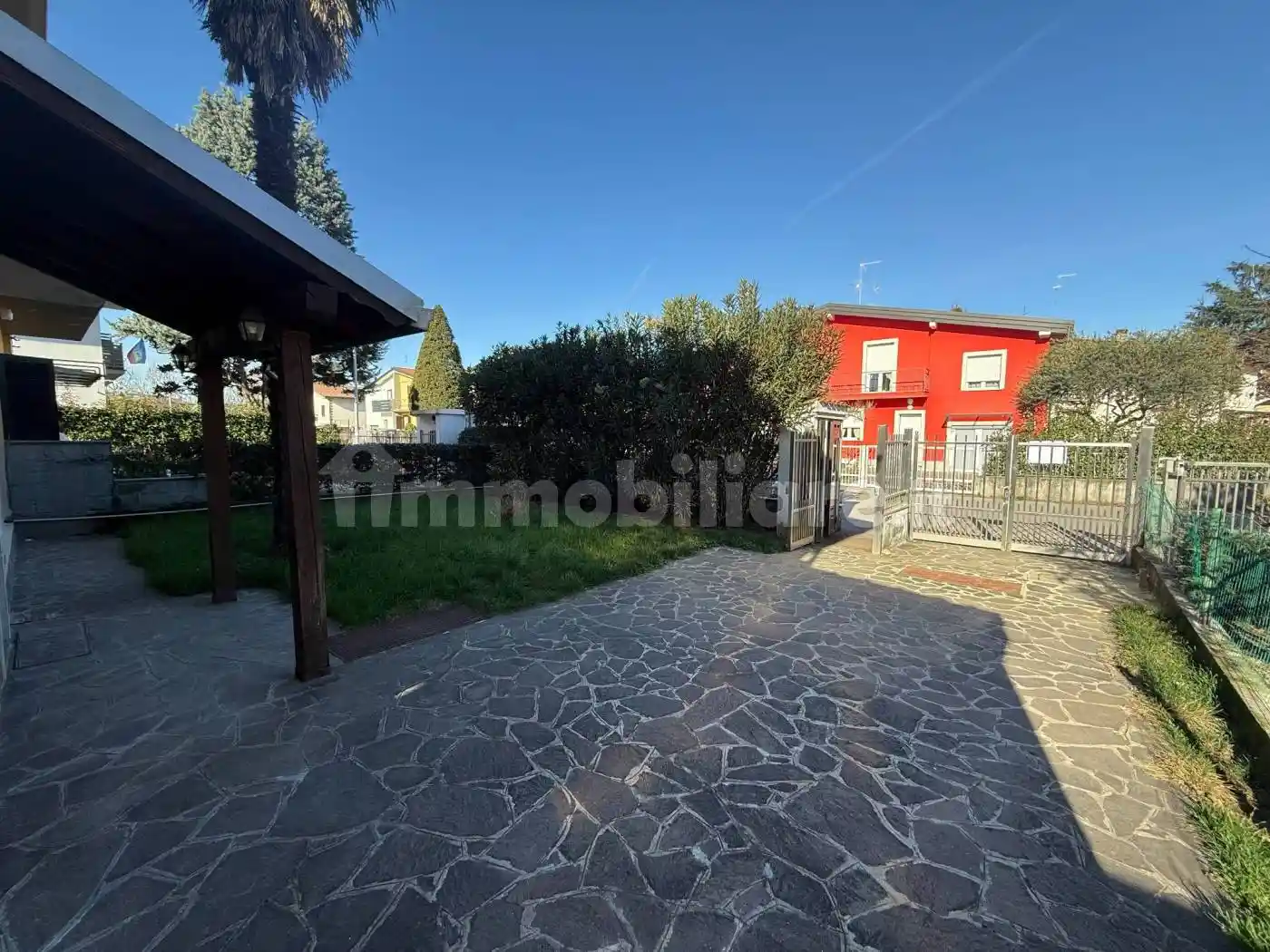 Appartamento in vendita a Lainate