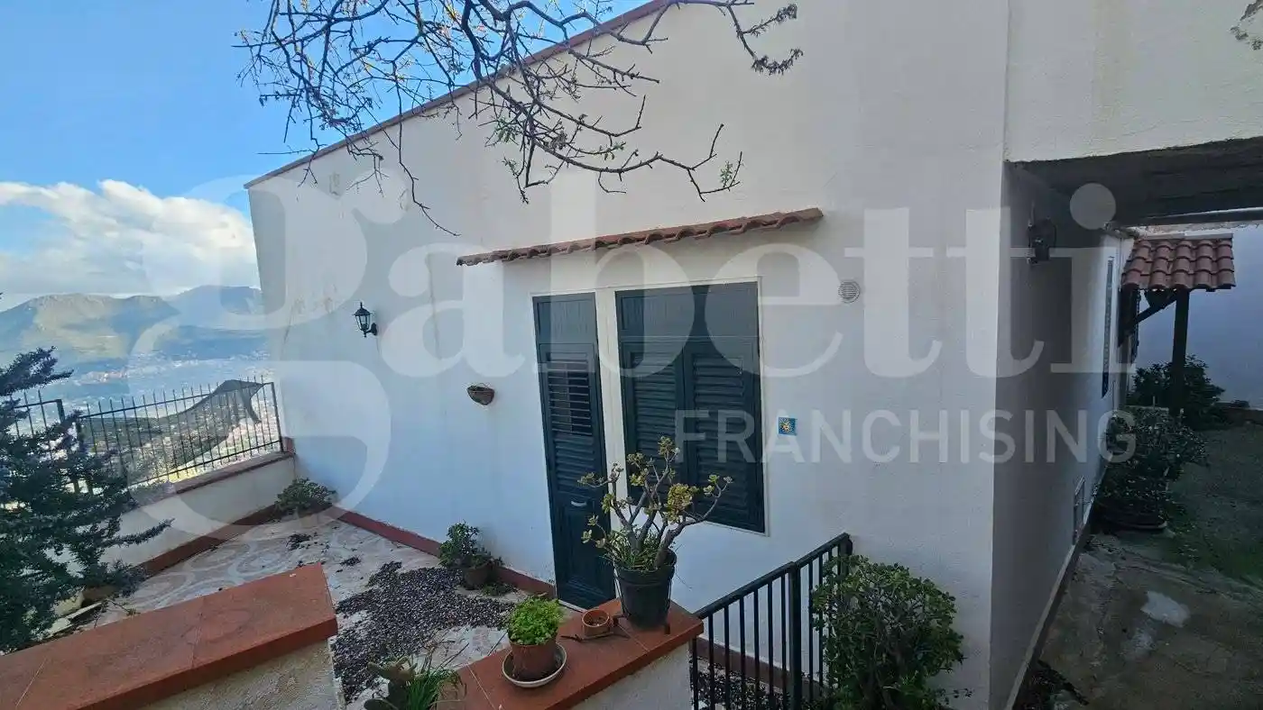 Appartamento in vendita a Monreale