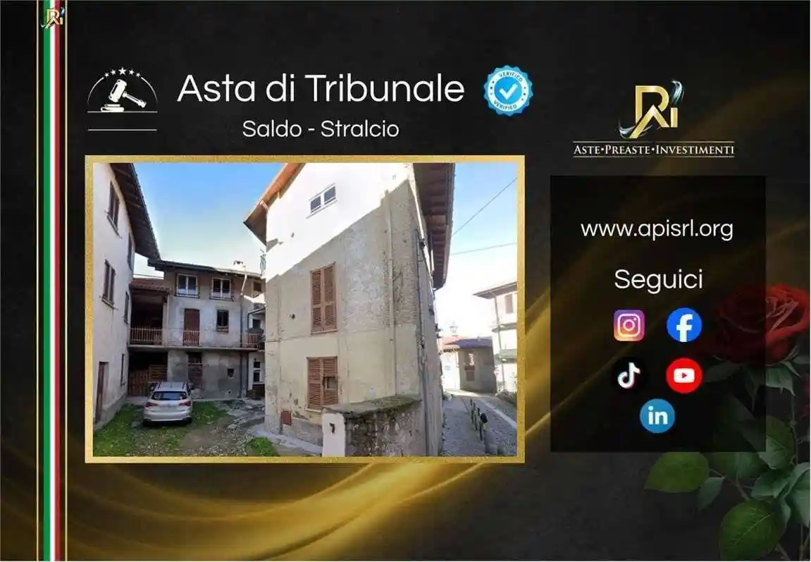 Appartamento in vendita a Gazzada Schianno