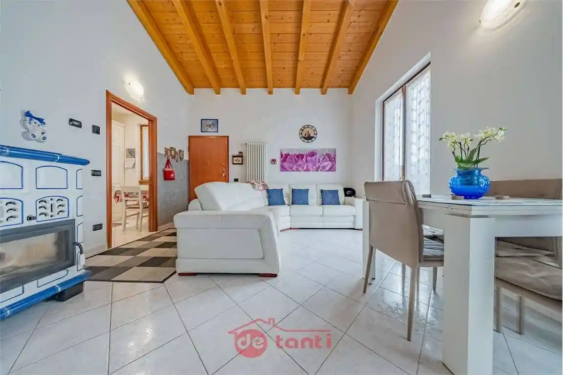 Appartamento in vendita a Verceia