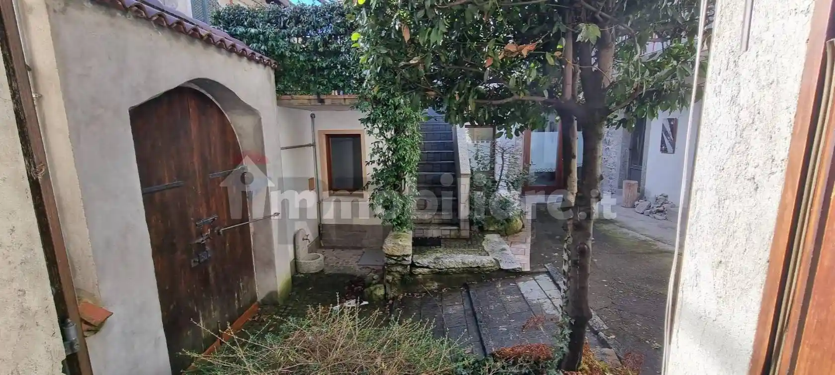 Appartamento in vendita a Rezzago