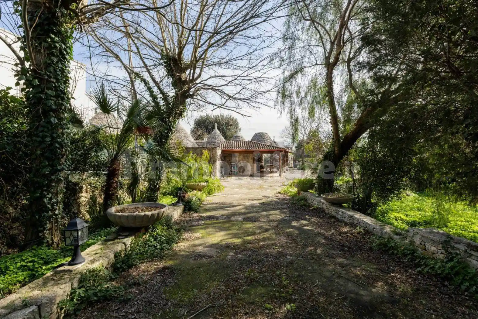 Rustico - Casale in vendita a Locorotondo