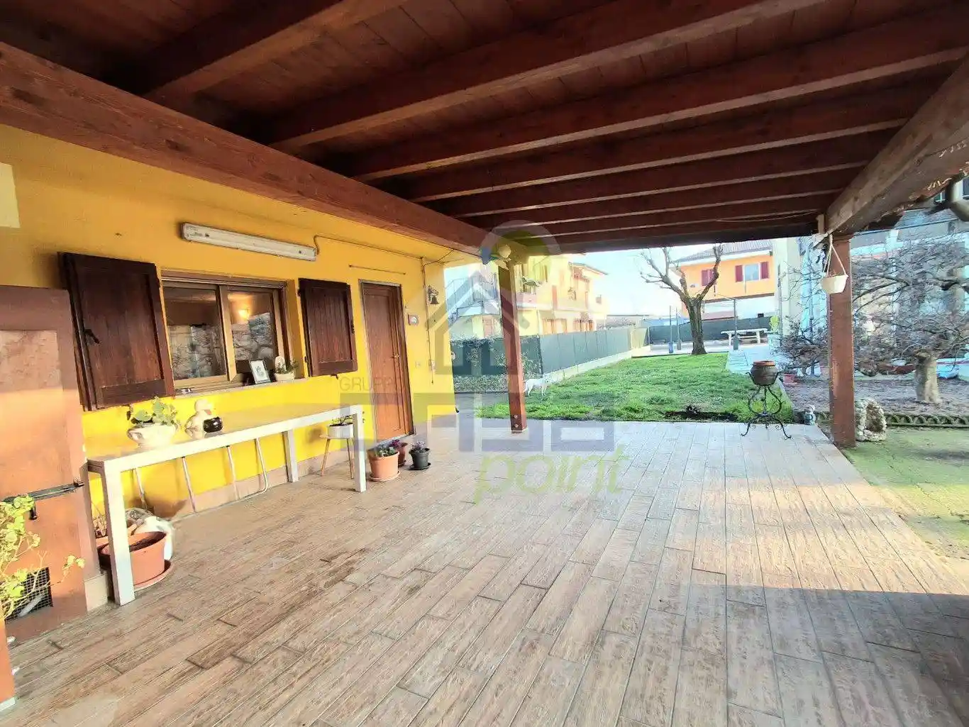 Appartamento in vendita a Crespiatica