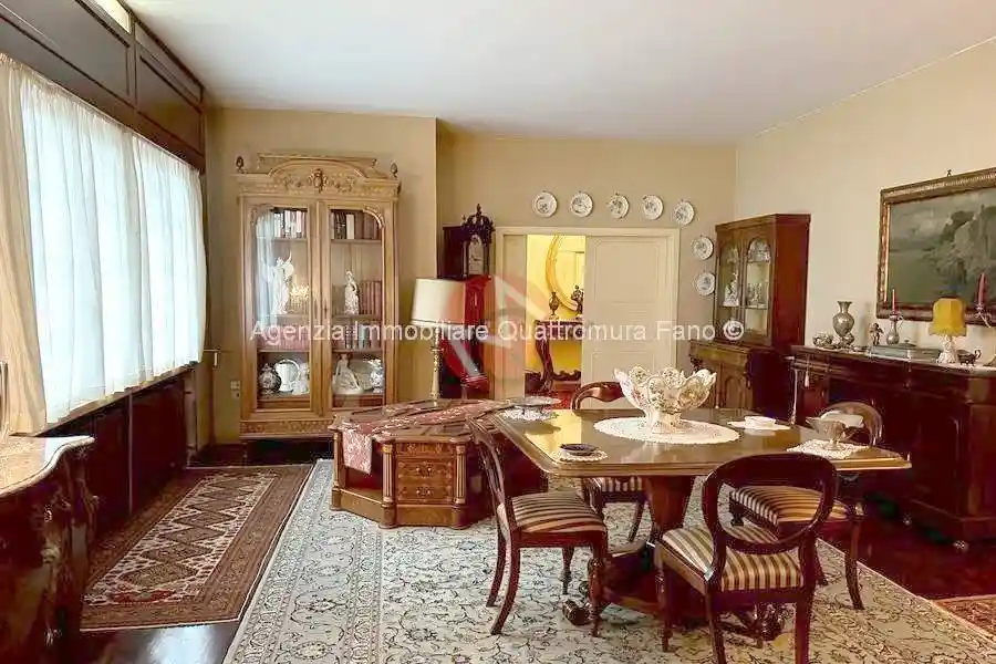 Villa in vendita a Fano