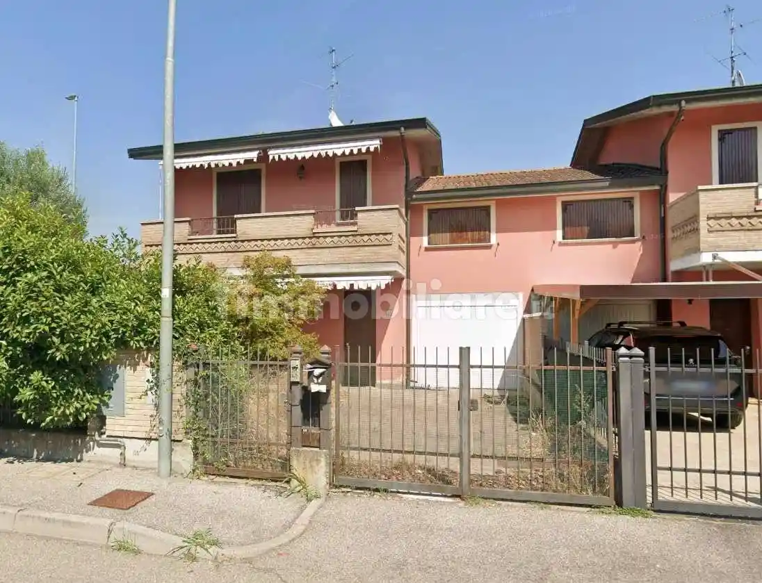 Villetta a schiera in vendita a Massalengo