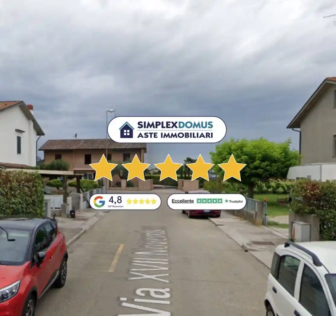 Villa in vendita a Russi