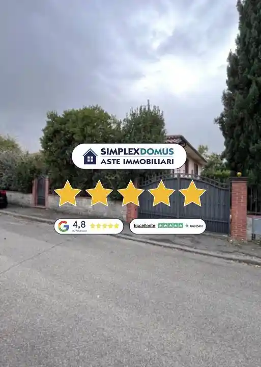 Villa in vendita a Capolona