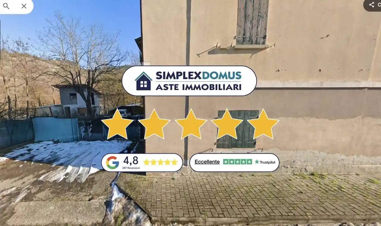 Villa in vendita a Vetto