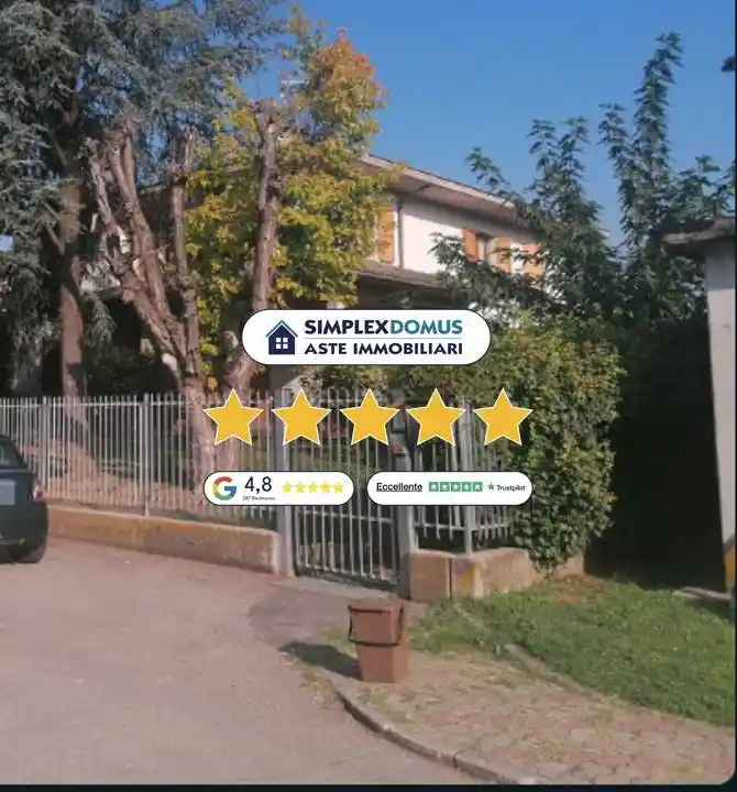 Villa in vendita a Collecchio