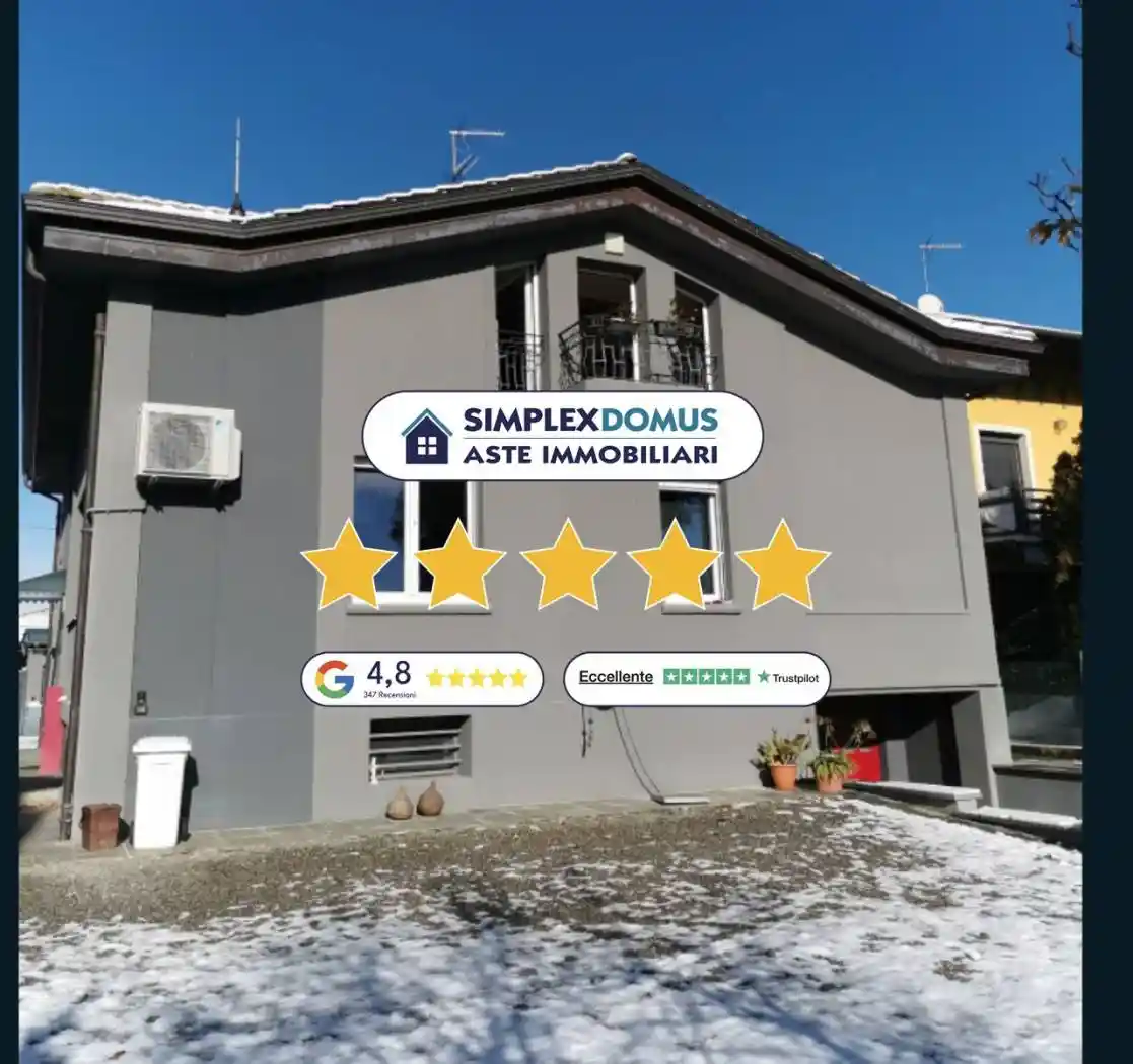 Villa in vendita a Cureggio