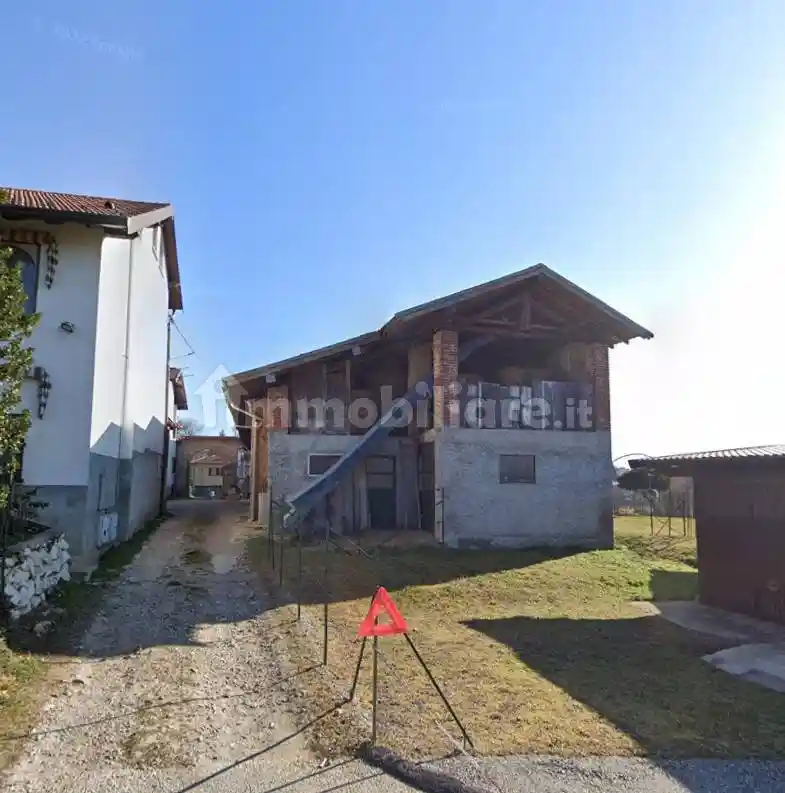 Rustico - Casale in vendita a Caronno Varesino