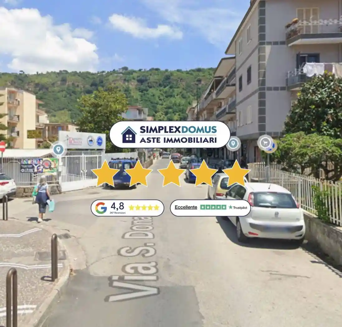 Appartamento in vendita a Napoli