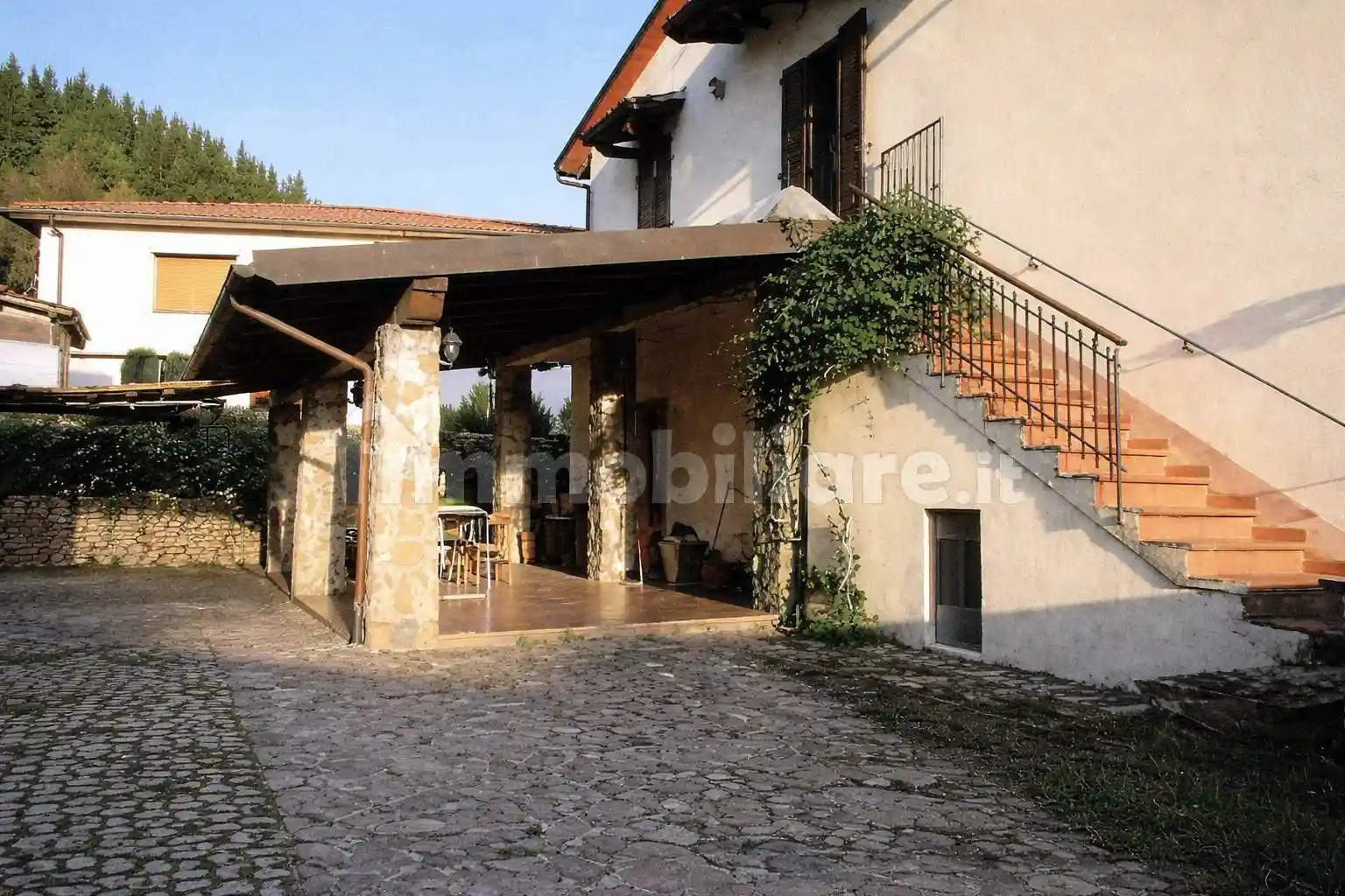 Appartamento in vendita a Vernio