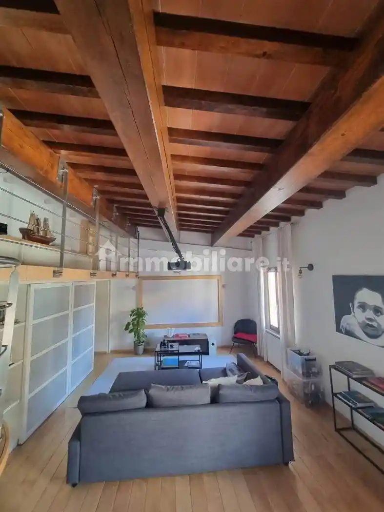 Appartamento in affitto a Firenze