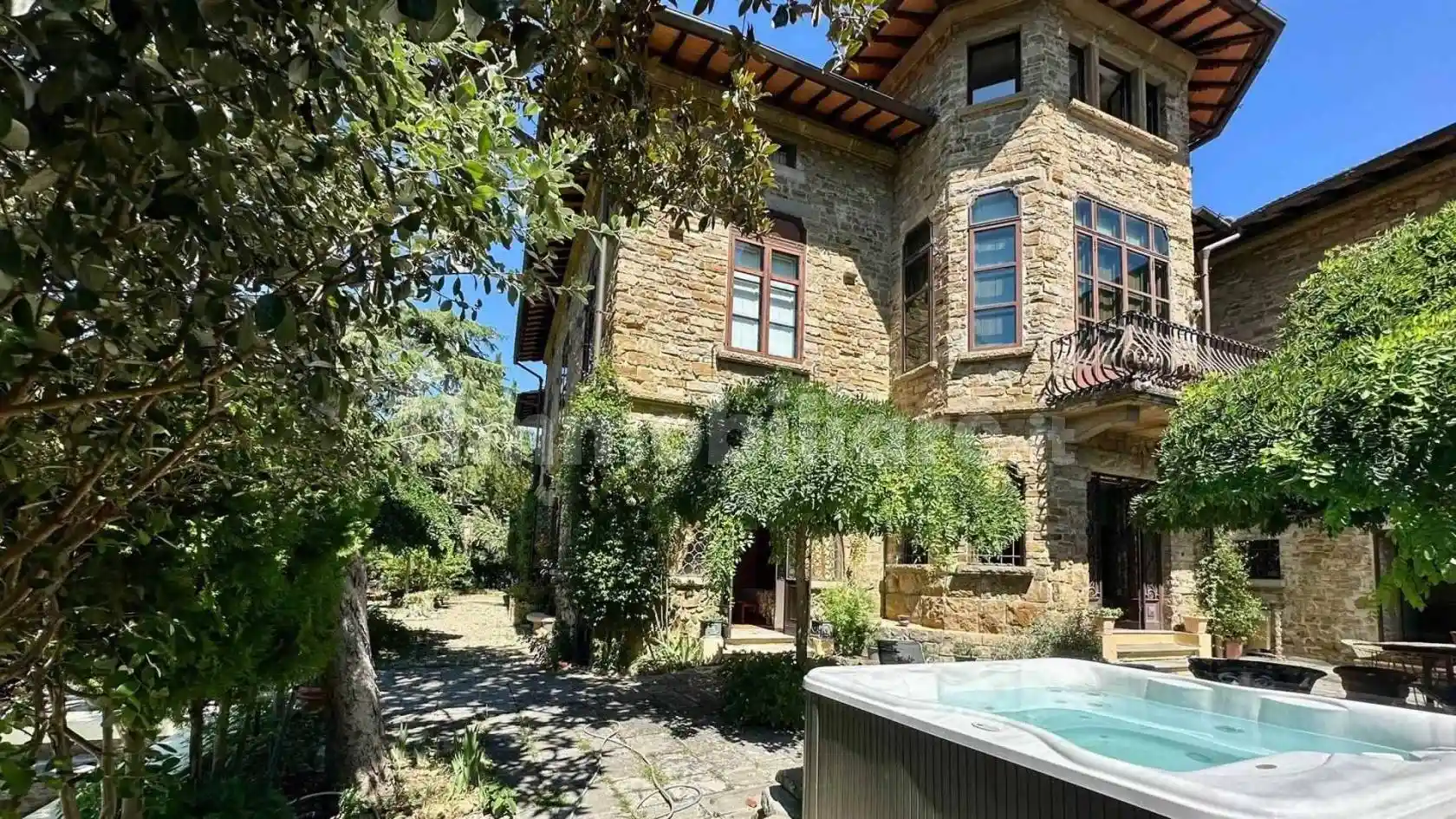 Villa in vendita a Firenze