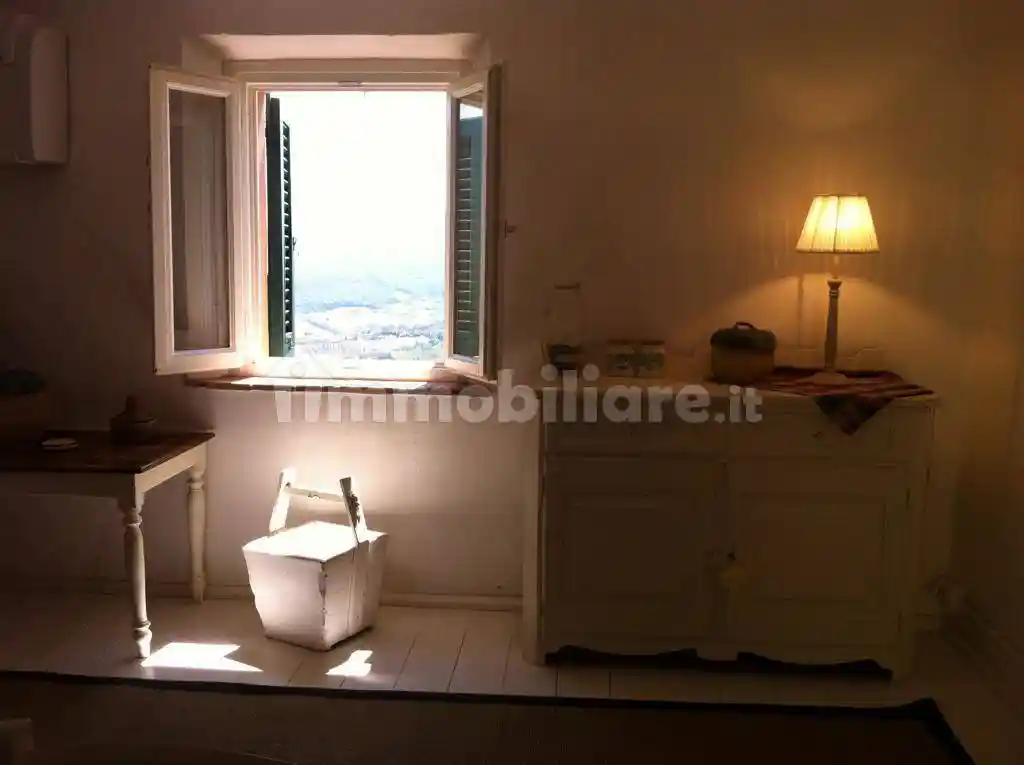 Appartamento in vendita a Guardistallo