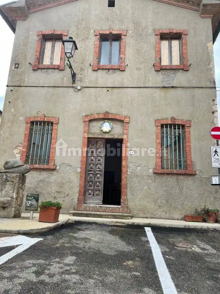 Casa indipendente in vendita a Pomarance