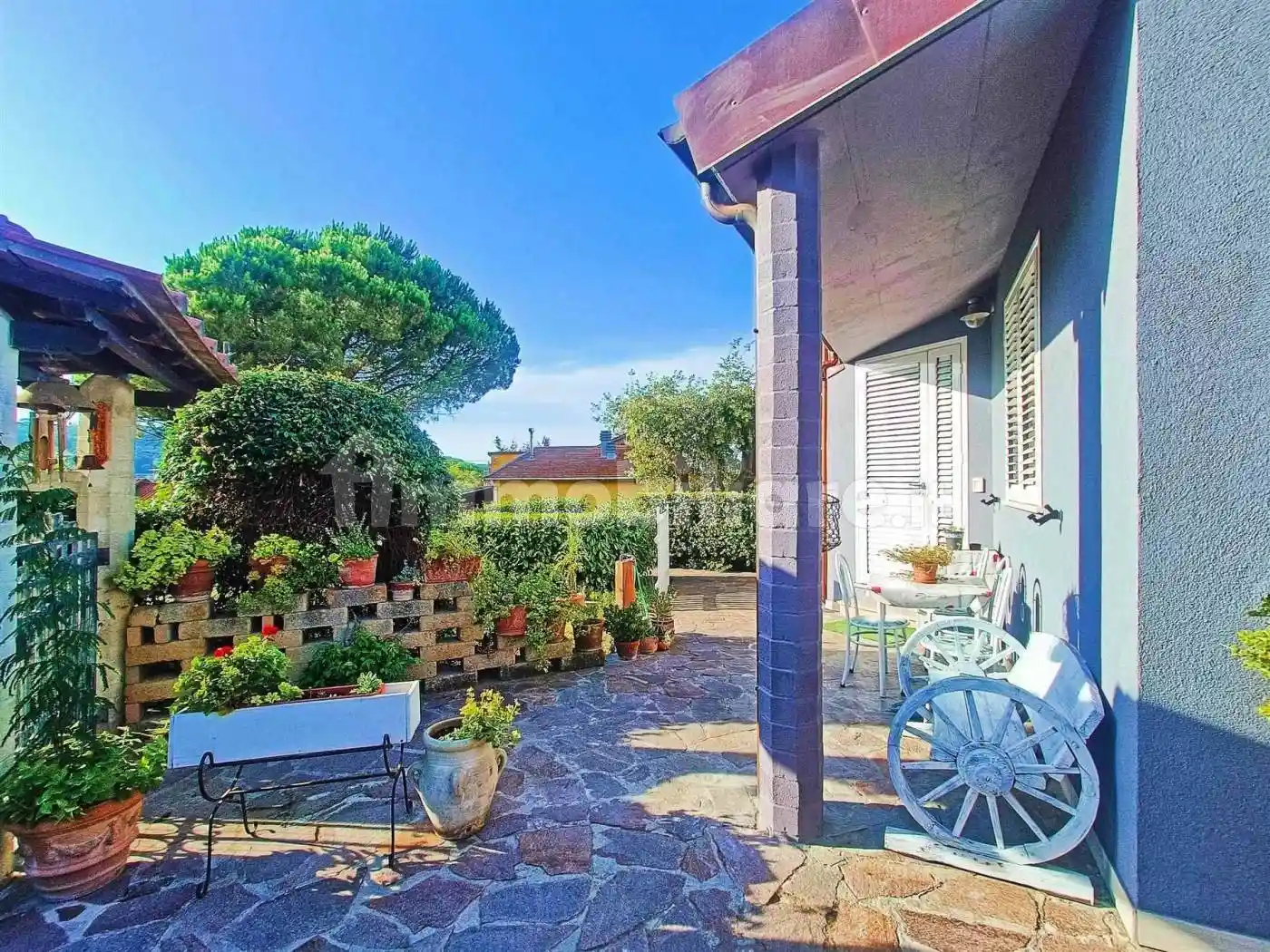 Villa in vendita a Castellina Marittima