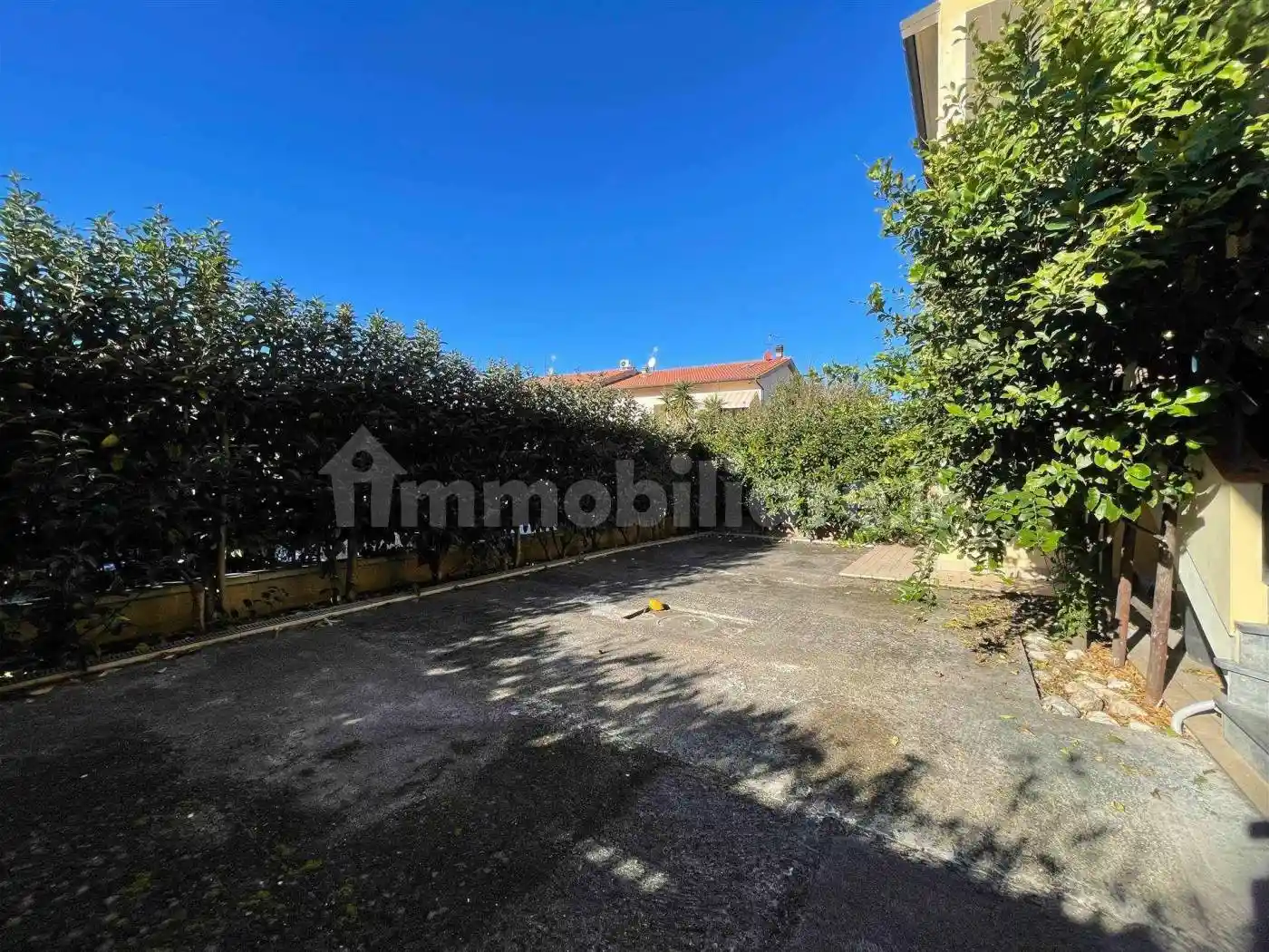 Appartamento in vendita a Cecina