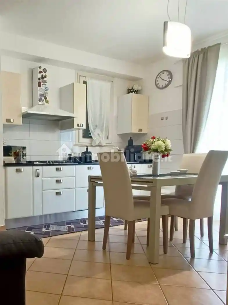 Appartamento in vendita a Castellina Marittima