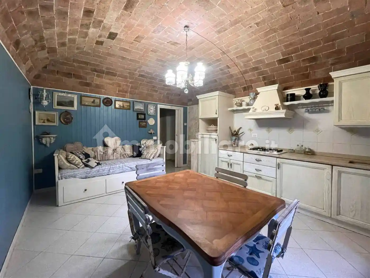 Appartamento in vendita a Cecina