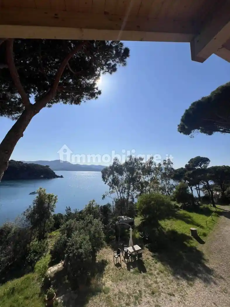 Appartamento in vendita a Rio