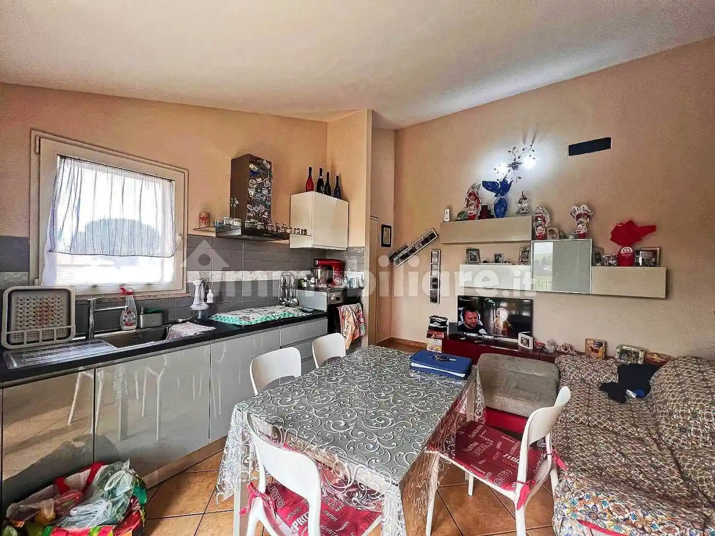 Appartamento in vendita a Castellina Marittima