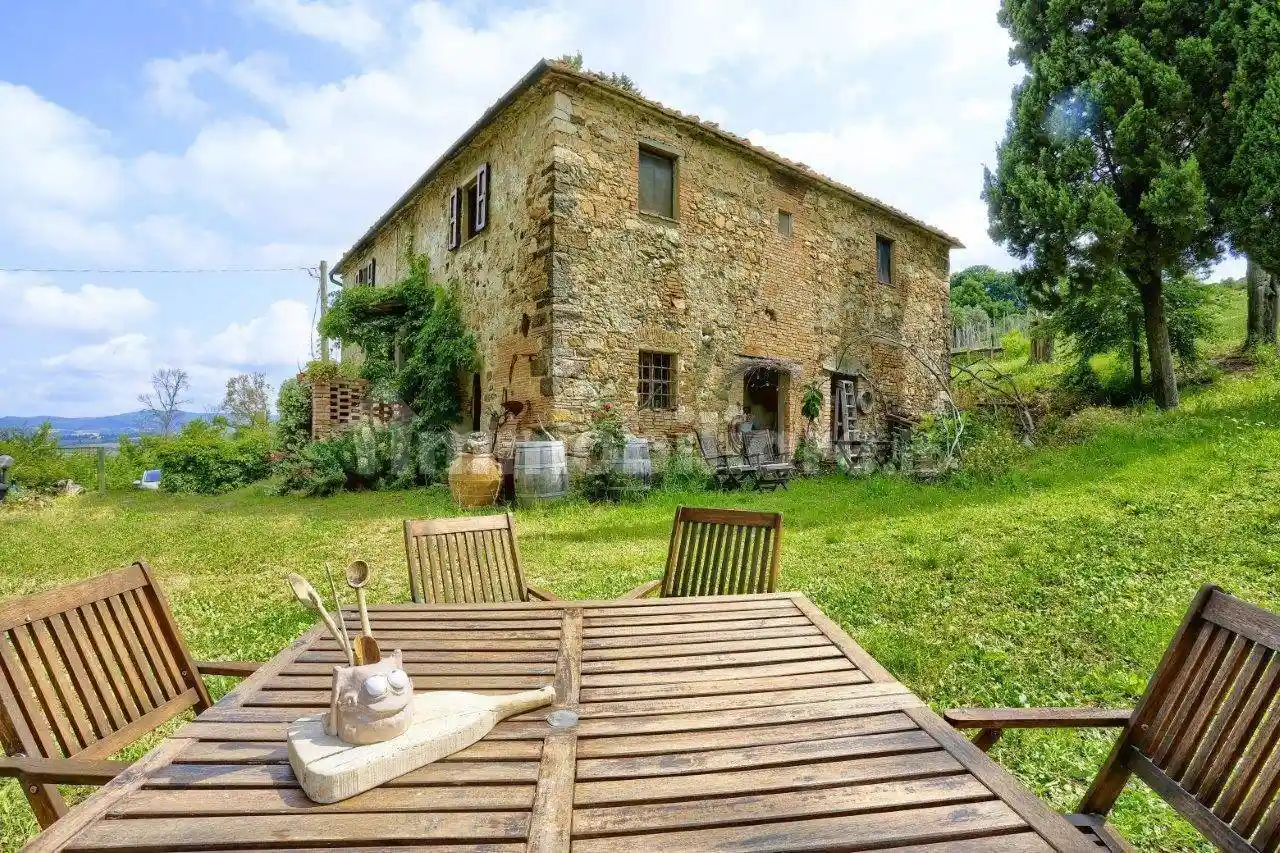 Appartamento in vendita a Volterra