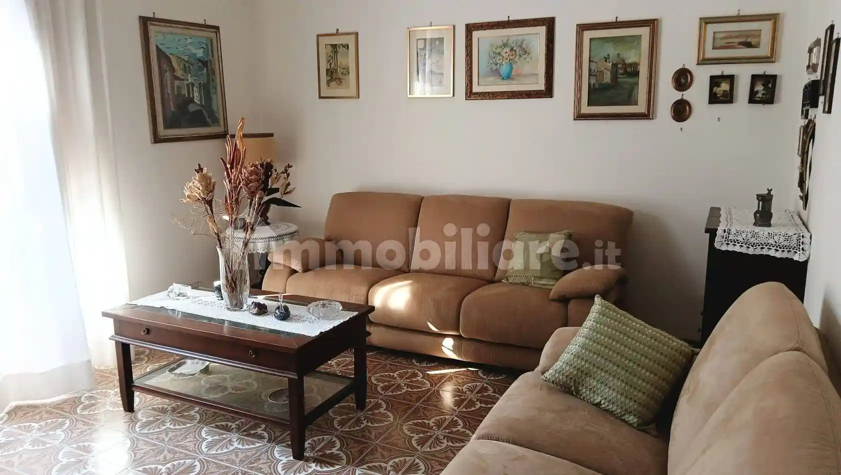 Palazzo - Edificio in vendita a Sassari