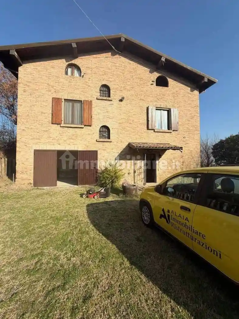 Rustico - Casale in vendita a Vignola