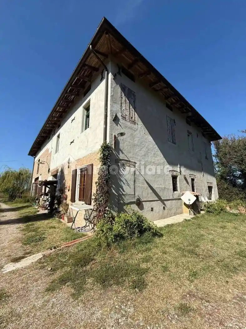 Villa in vendita a Castelfranco Emilia