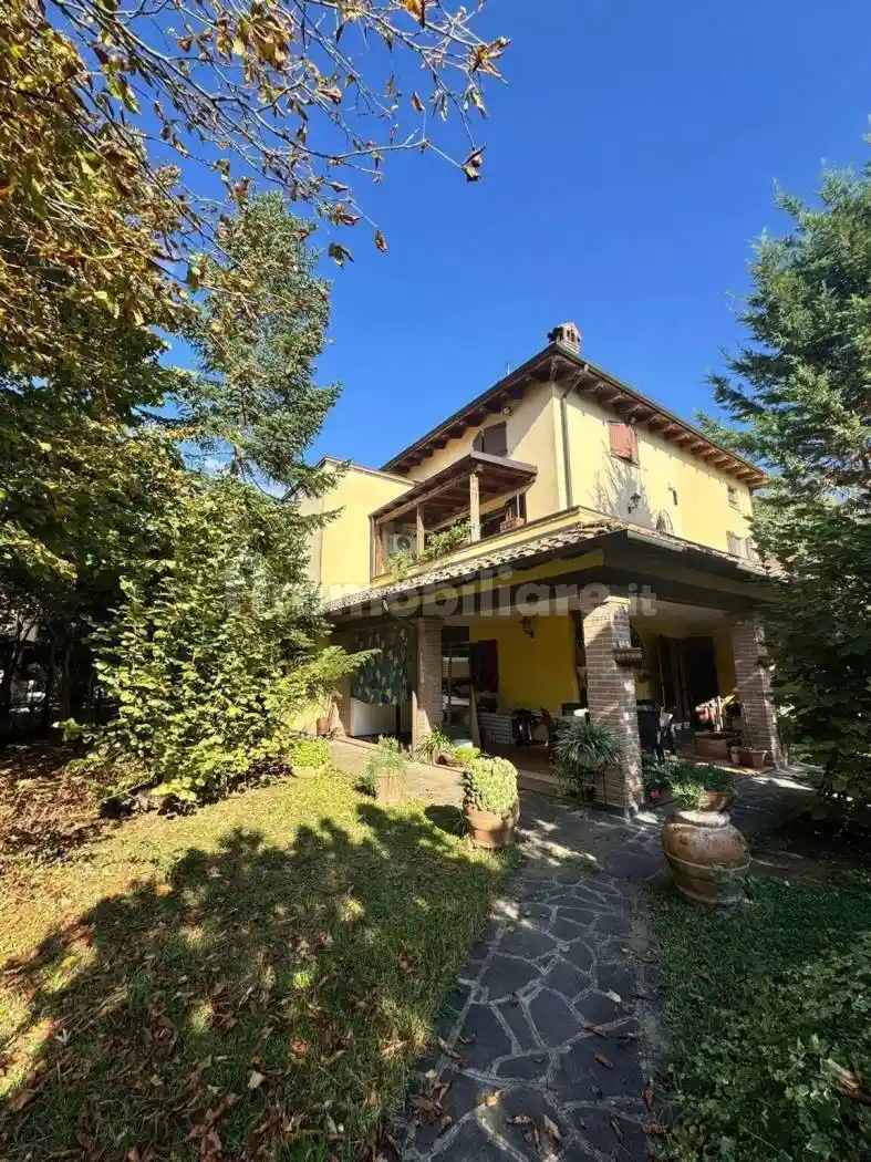 Villa in vendita a Castelfranco Emilia