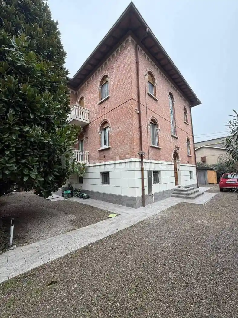 Appartamento in vendita a Modena