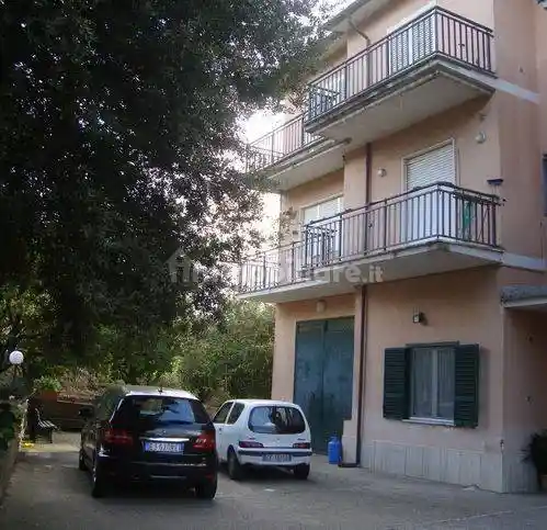 Appartamento in vendita a Faleria