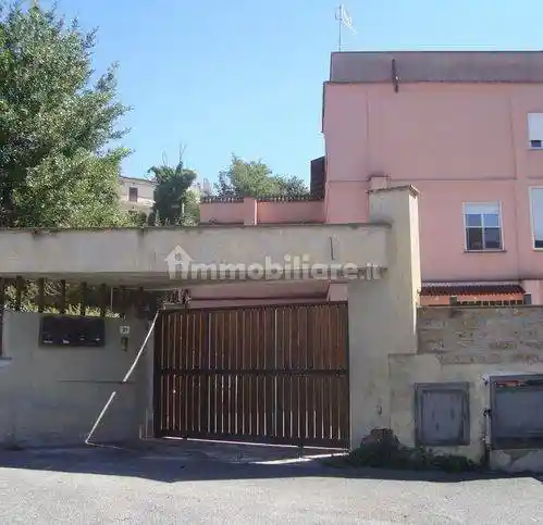 Appartamento in vendita a Rignano Flaminio