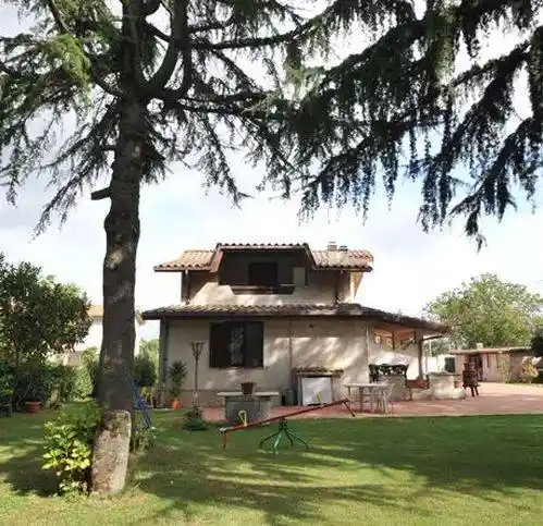 Villa in vendita a San Cesareo