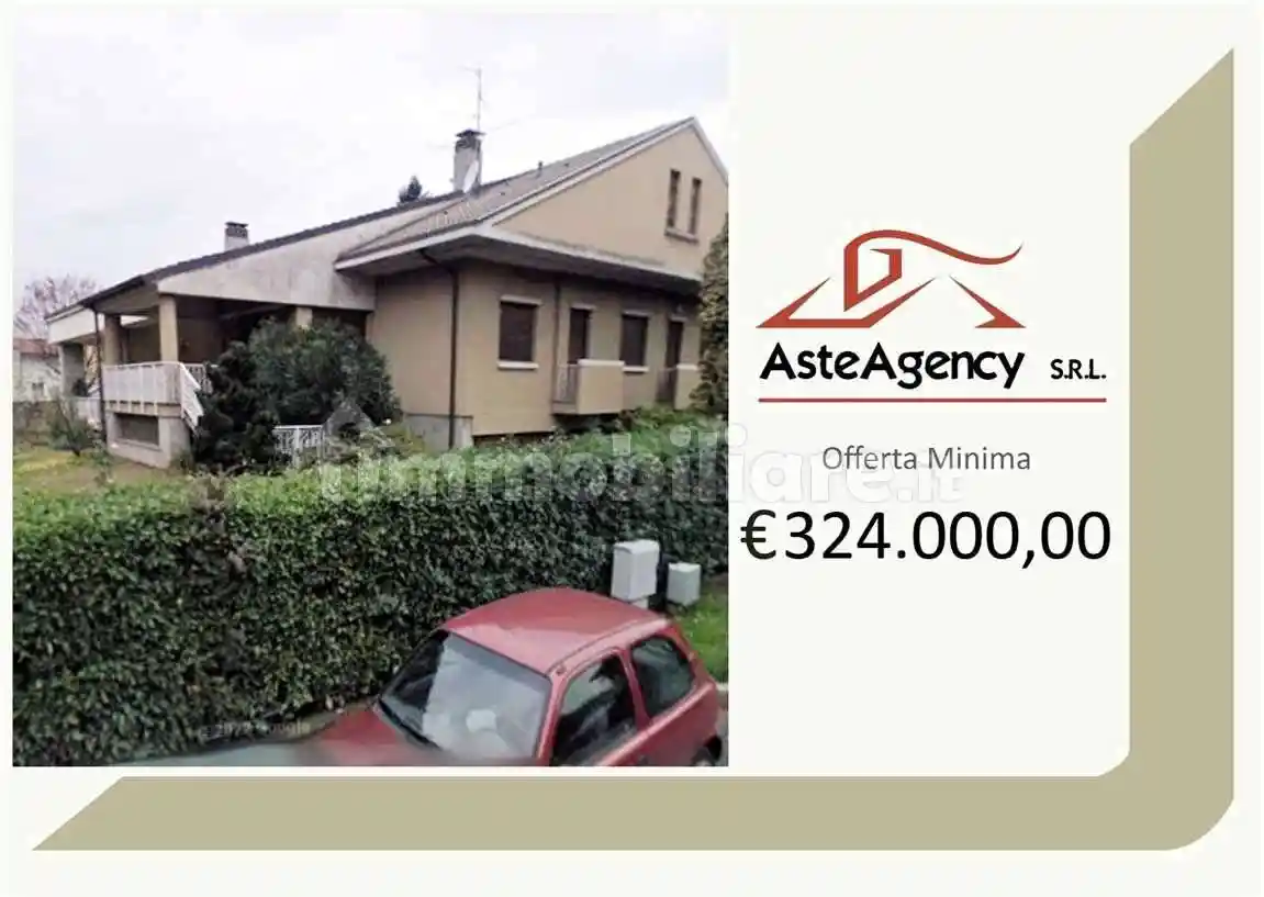 Appartamento in vendita a Albiate