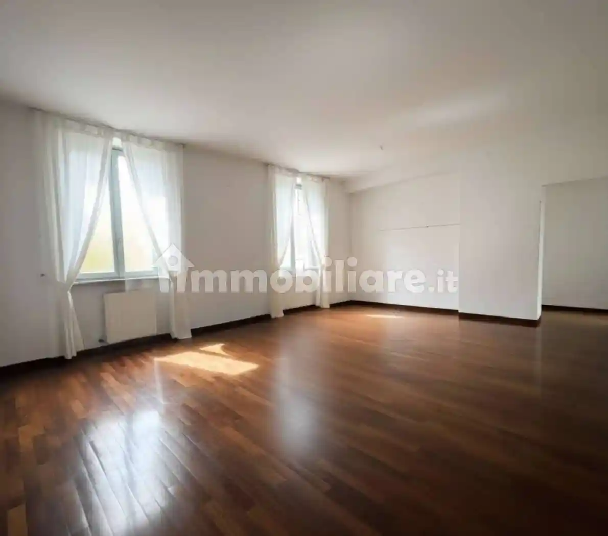 Appartamento in vendita a Piacenza