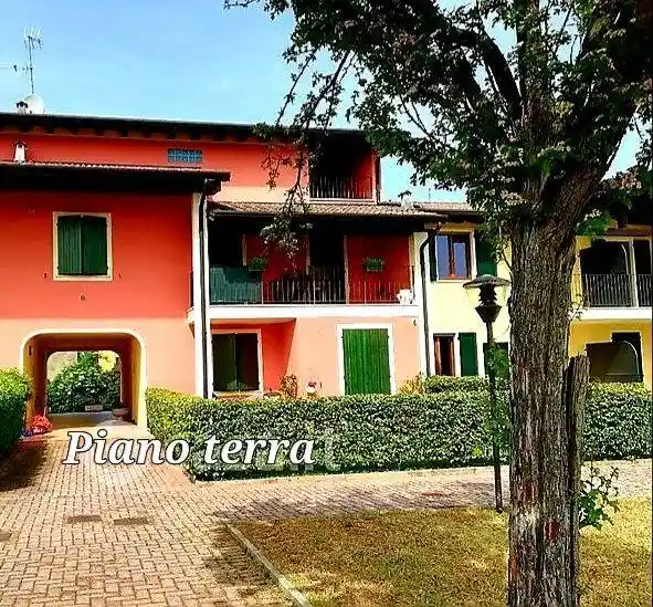 Appartamento in vendita a Offlaga