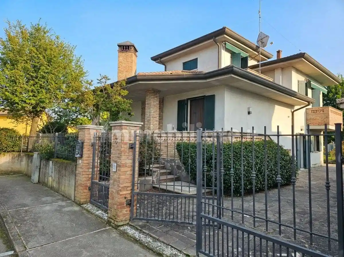 Villa in vendita a Ariano nel Polesine