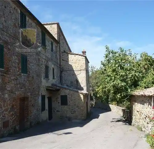 Appartamento in vendita a Monticiano