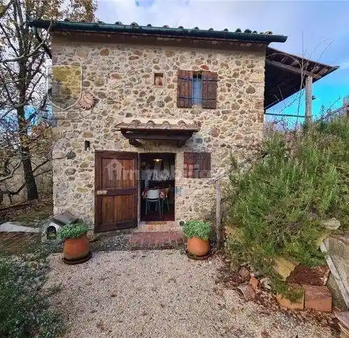 Rustico - Casale in vendita a Chiusdino
