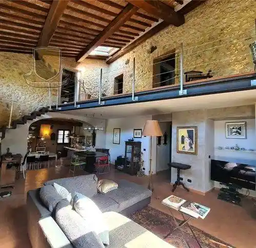 Rustico - Casale in vendita a Sovicille